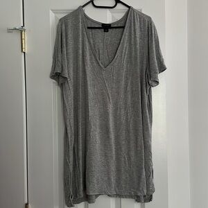 Halogen Vneck Tee Gray size 1X